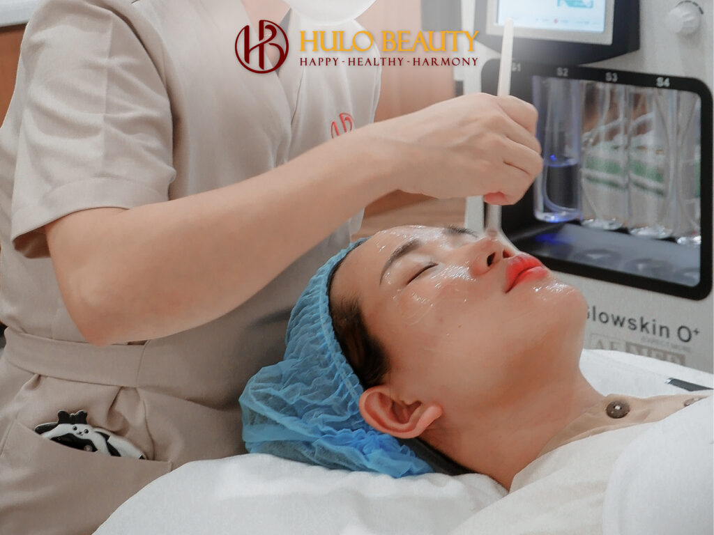 HULO BEAUTY 