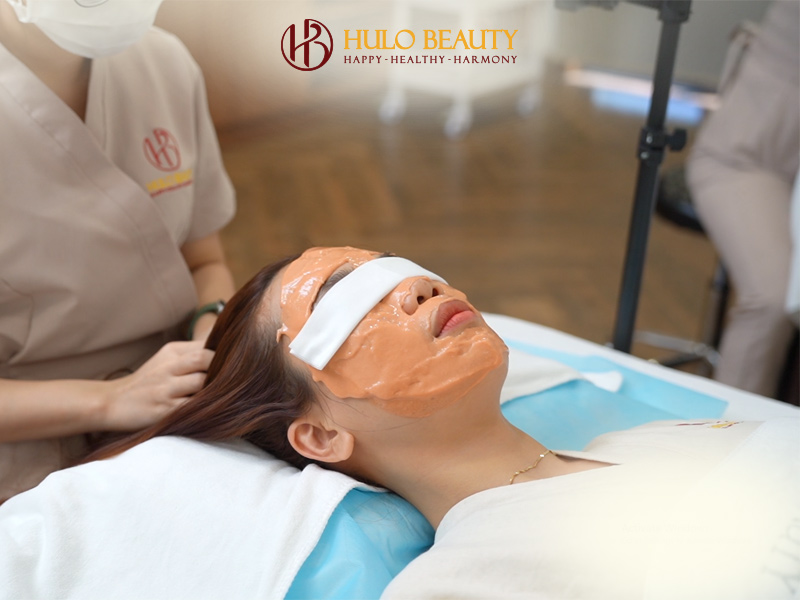 HULO BEAUTY 