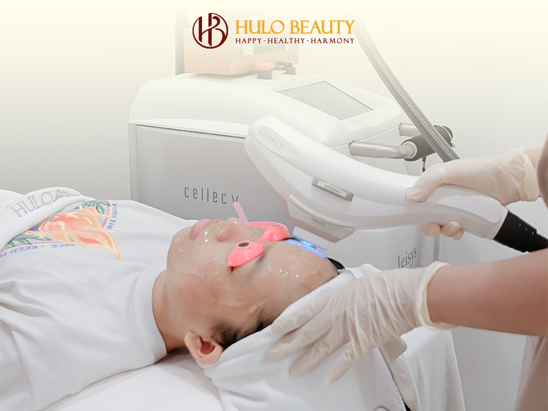 HULO BEAUTY 
