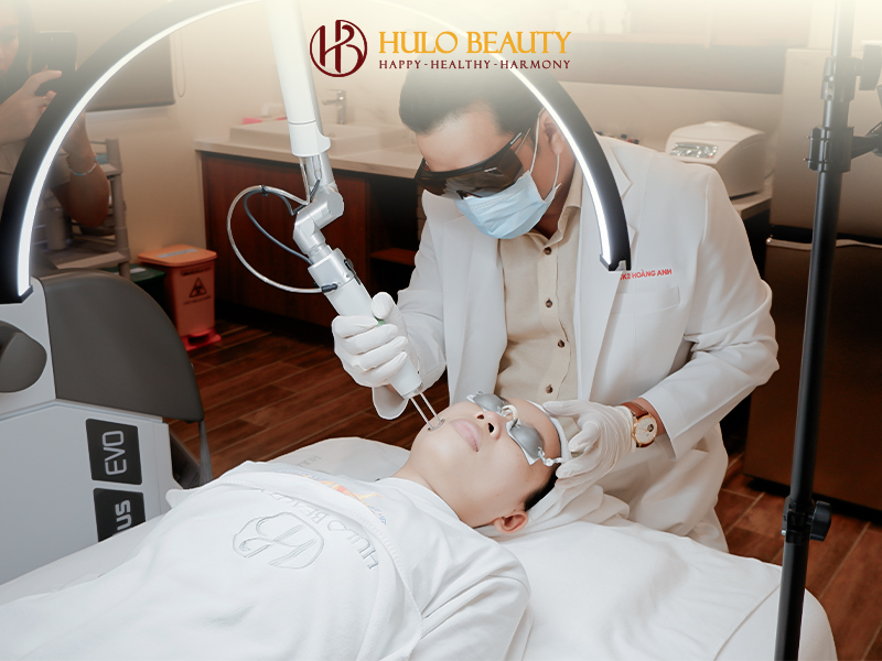 HULO BEAUTY 