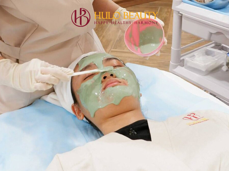 HULO BEAUTY 